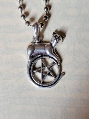 Cat w/ Pentacle Pendant Necklace